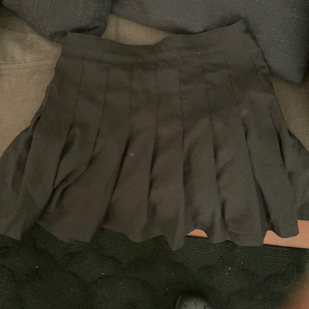 High rise black skirt